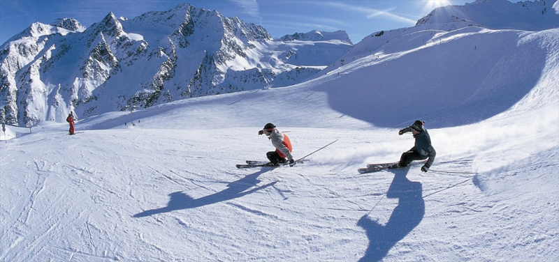 Skiing in Uttarakhand